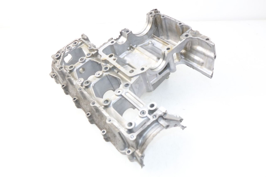 photo de RECHTER MOTORDEKSEL SUZUKI GSX-R GSXR 600 (2001 - 2003) - Detail van het onderdeel