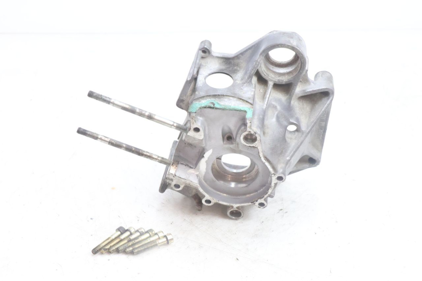 photo de RECHTE MOTORKAP YAMAHA NEO'S NEOS 2T 50 (1998 - 2007) - Bevestigingspunten