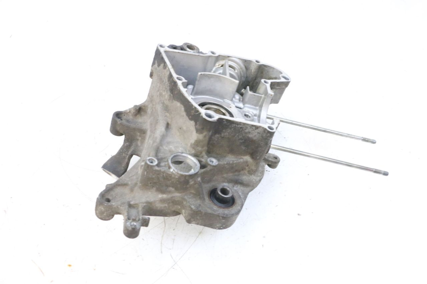 photo de RECHTER MOTORKAP YAMAHA NEOS NEO'S 4T 50 (2008 - 2016) - Andere kijkhoek