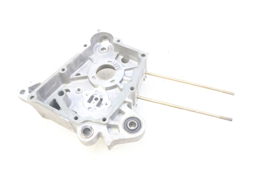 photo de RECHTER MOTORKAP SYM ORBIT III 3 4T 50 (2021 - 2025) - Bevestigingspunten