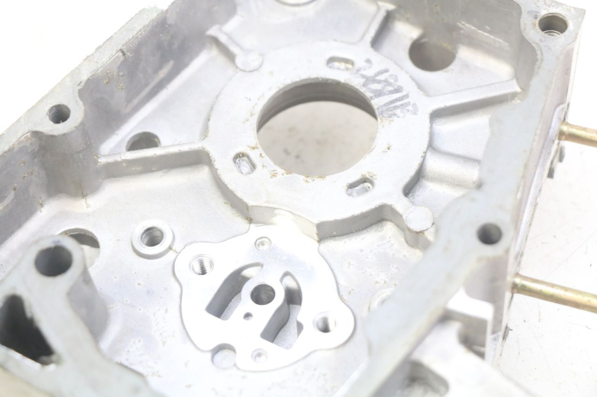 photo de RECHTER MOTORKAP SYM ORBIT III 3 4T 50 (2021 - 2025) - Staat van het oppervlak