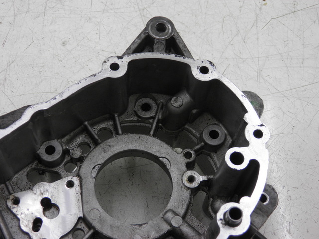 photo de RECHTS MOTORDEKSEL PEUGEOT SATELIS 125 (2010 - 2012) - Detail van het onderdeel