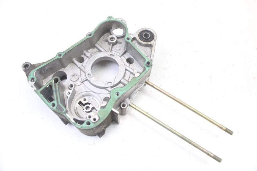 photo de RECHTER MOTORDEKSEL PEUGEOT VIVACITY 125 (2010 - 2017) - Detail van het onderdeel