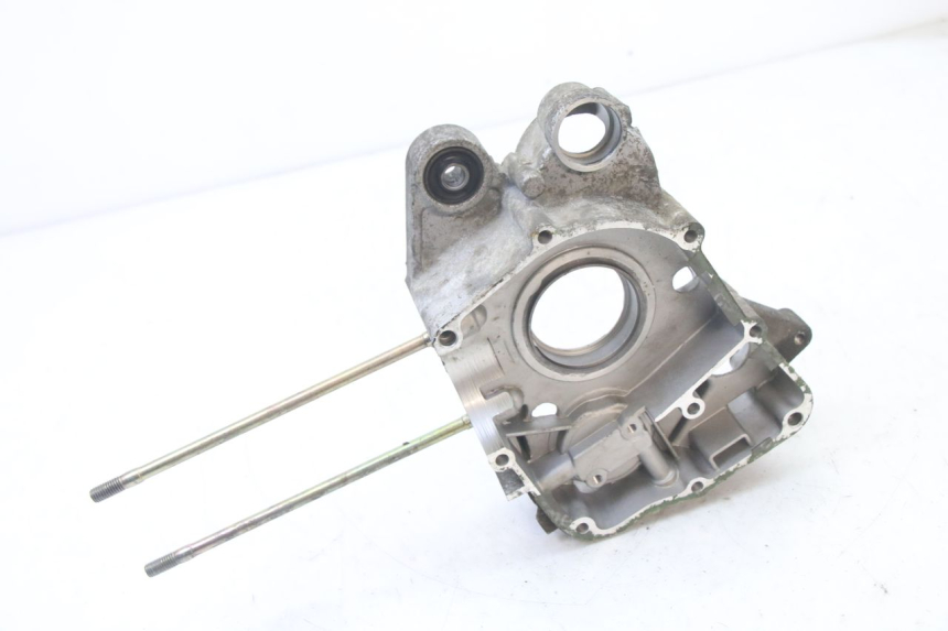 photo de RECHTER MOTORDEKSEL PEUGEOT VIVACITY 125 (2010 - 2017) - Bevestigingspunten