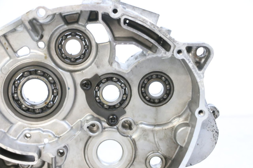 photo de RECHTER MOTORDEKSEL YAMAHA TTR 125 (2000 - 2020) - Overzicht