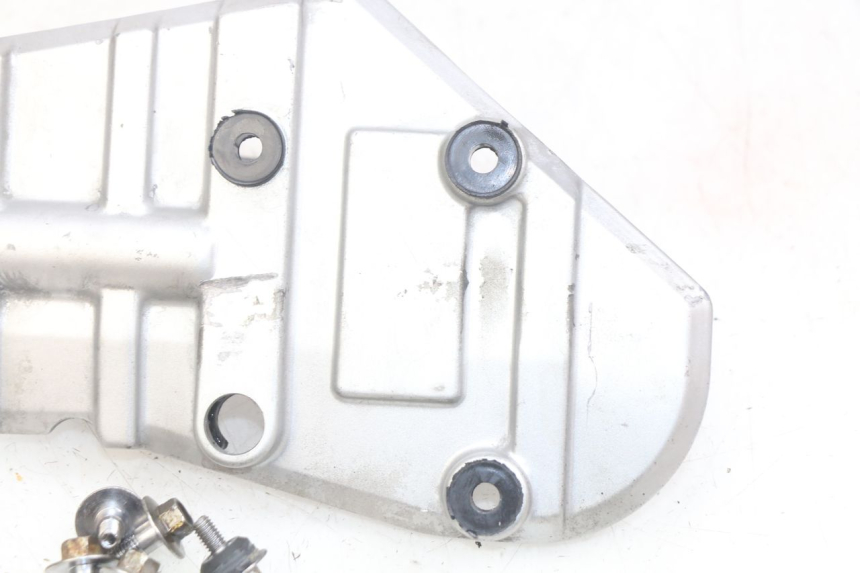 photo de RECHTER MOTORDEKSEL KAWASAKI ZX-6R ZX6R 600 (1995 - 1997) - Technische close-up