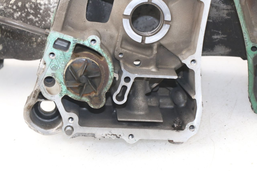 photo de LINKER MOTORKAP APRILIA SCARABEO GT 125 (1999 - 2007) - Kenmerkende details