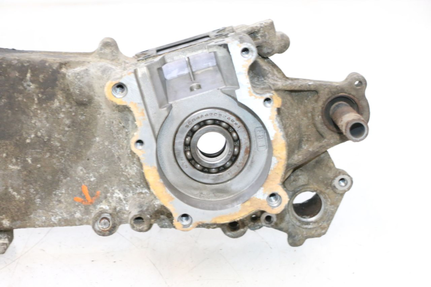 photo de LINKER MOTORKAP PEUGEOT VIVACITY 50 (1998 - 2003) - Bevestigingspunten
