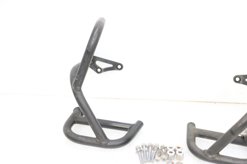 photo de CILINDERBESCHERMKAP YAMAHA FJR ABS 1300 (2006 - 2012) - Gecontroleerd onderdeel