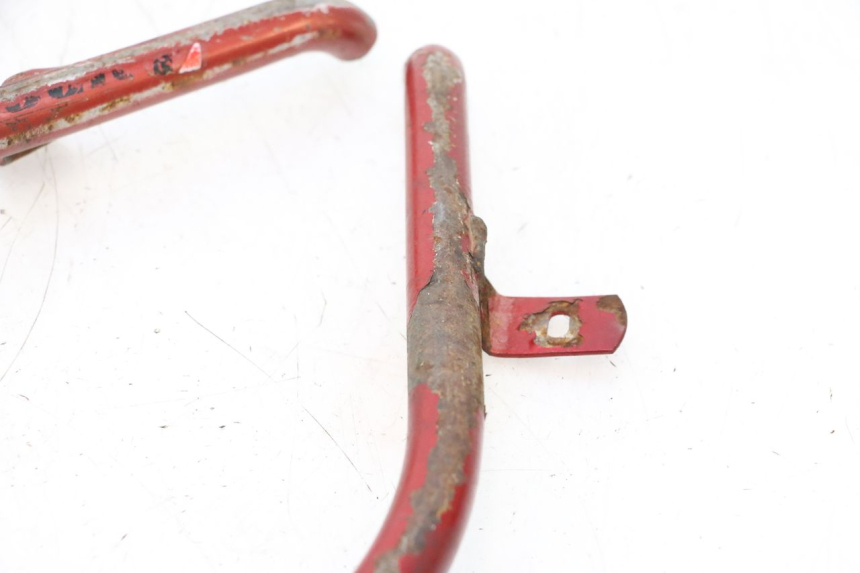 photo de CILINDER BESCHERMKAP PEUGEOT TREKKER 50 (1995 - 2004) - Bevestigingspunten