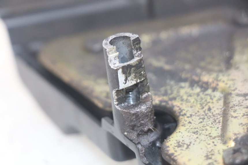 photo de TANDWIELKAP YAMAHA FZS FAZER 600 (1998 - 2001) - Andere kijkhoek