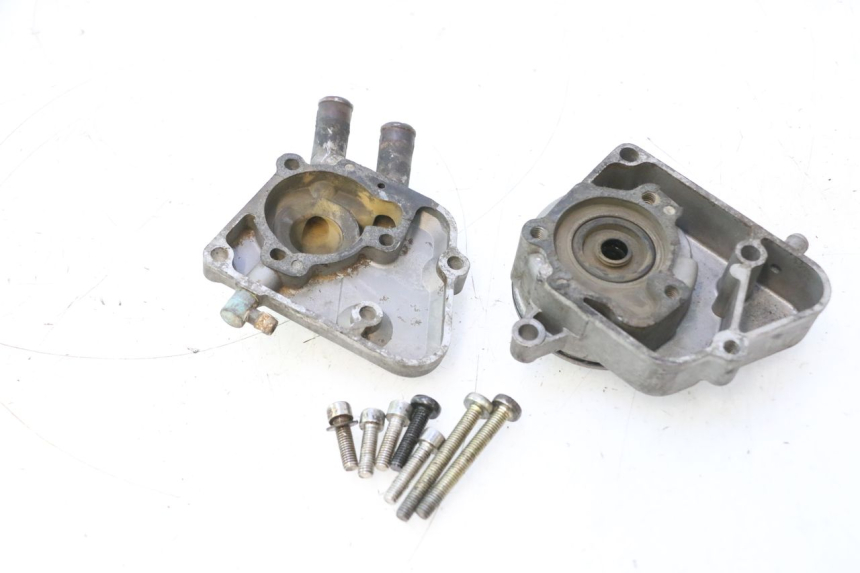 photo de WATERPOMPBEHUIZING YAMAHA YP MAJESTY 125 (1998 - 2001) - Detail van het onderdeel