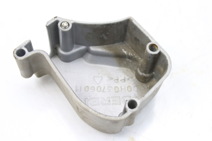 photo de OLIEPOMPBEHUIZING GILERA SMT SUPERMOTARD 50 (2009 - 2017) - Detail van het onderdeel