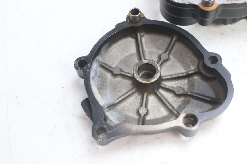 photo de BEHUIZING VOOR VRIJLOOPWIEL SUZUKI GSR 600 (2005 - 2012) - Staat van het oppervlak