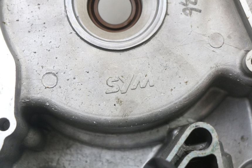 photo de STATORBEHUIZING PEUGEOT DJANGO 125 (2014 - 2017) - Bevestigingspunten