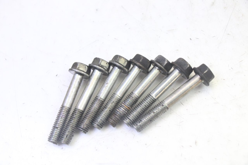 photo de WIELAANDRIJFKAST HONDA FES S-WING SWING ABS 125 (2007 - 2015) - Technische close-up