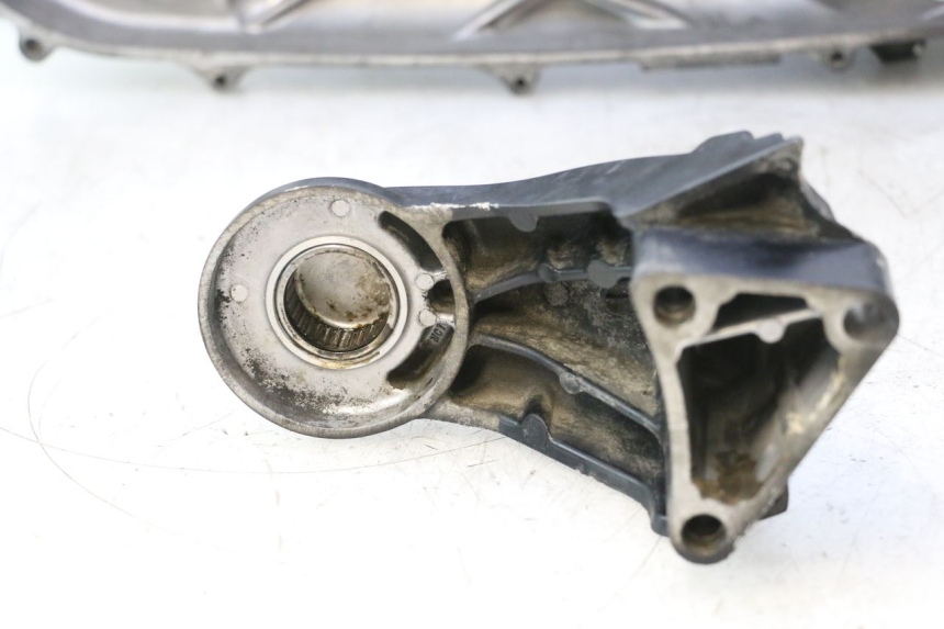 photo de TRANSMISSIEBEHUIZING WIEL HONDA FJS SILVER WING SILVERWING 400 (2005 - 2008) - Kenmerkende details