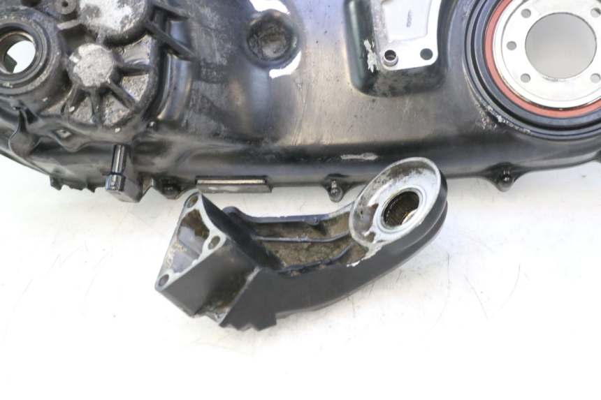 photo de TRANSMISSIEBEHUIZING WIEL HONDA FJS SILVER WING SILVERWING 400 (2005 - 2008) - Bevestigingspunten