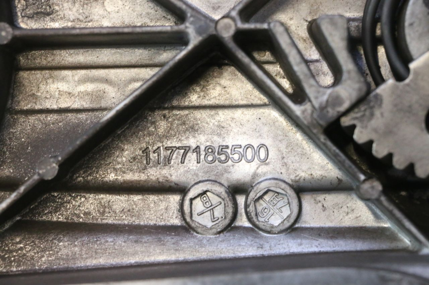 photo de VARIATORKAP PEUGEOT KISBEE 2T 50 (2010 - 2017) - Kenmerkende details