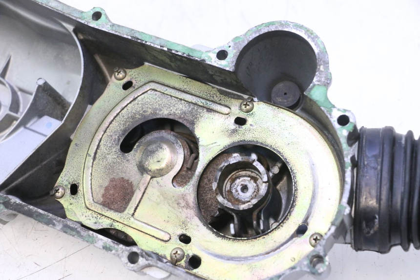 photo de VARIATORKAP HONDA SCV LEAD 100 (2003 - 2007) - Zoom op gebruiksstaat