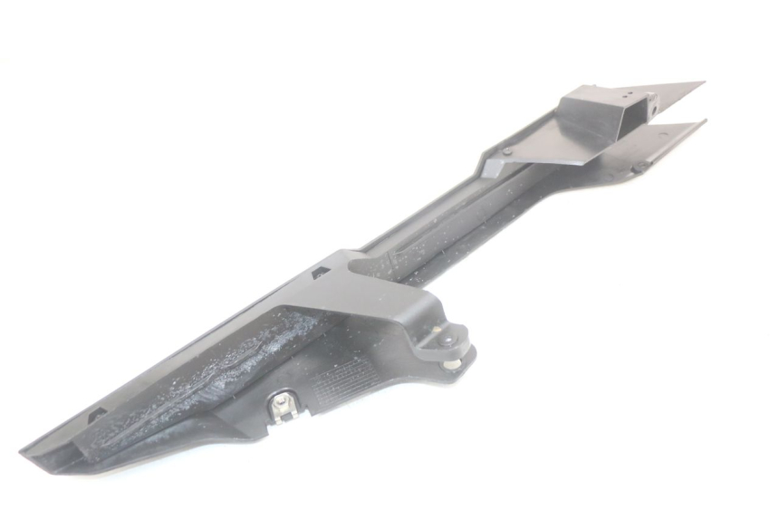 photo de KETTINGKAST HUSQVARNA SVARTPILEN 401 (2018 - 2023) - Technische close-up