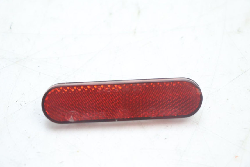 photo de REFLECTOR PEUGEOT KISBEE 2T 50 (2010 - 2017) - Zoom op gebruiksstaat