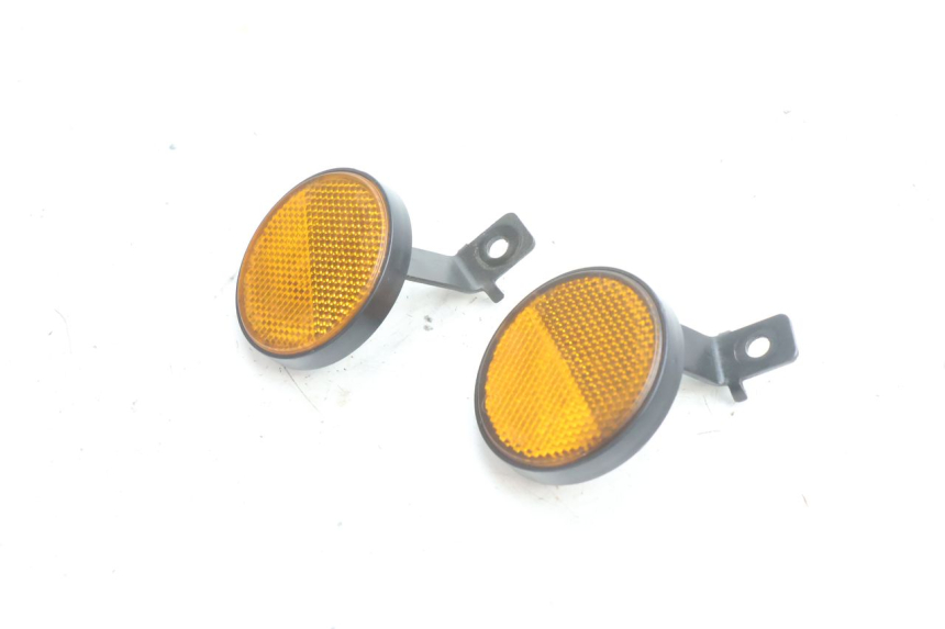 photo de REFLECTOR HONDA SH 125 (2001 - 2003) - Detail van het onderdeel