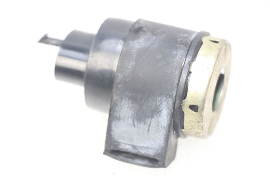 photo de KNIPPERLICHTRELAIS KYMCO AGILITY 4T 50 (2005 - 2018) - Detail van het onderdeel