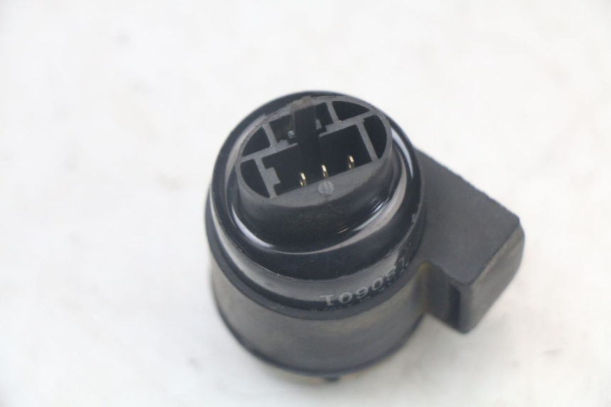 photo de KNIPPERLICHTRELAIS KYMCO AGILITY 4T 50 (2018 - 2022) - Technische close-up