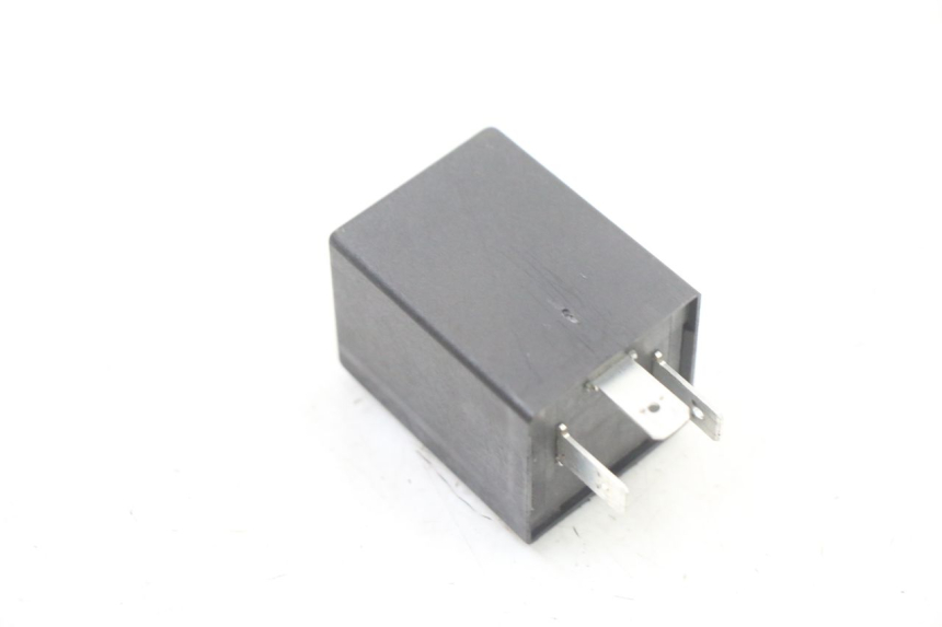 photo de KNIPPERLICHTRELAIS BMW C1 125 (2000 - 2003) - Andere kijkhoek