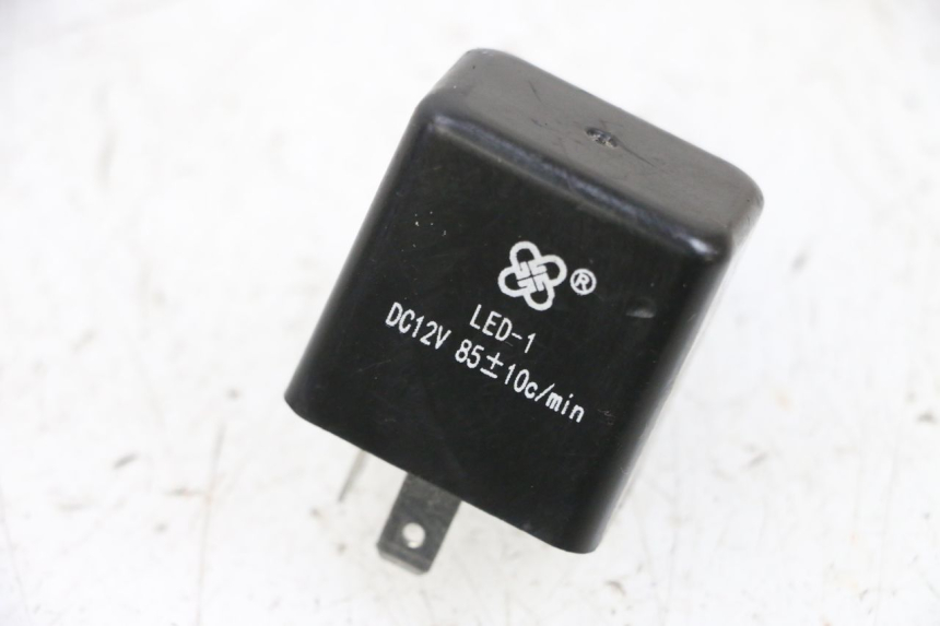 photo de KNIPPERLICHTRELAIS MAG POWER BOMBERS 4T 50 (2016 - 2026) - Hoofdaanzicht