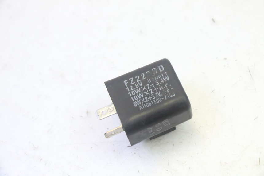 photo de KNIPPERLICHTRELAIS MBK BOOSTER SPIRIT 50 (2004 - 2017) - Hoofdaanzicht