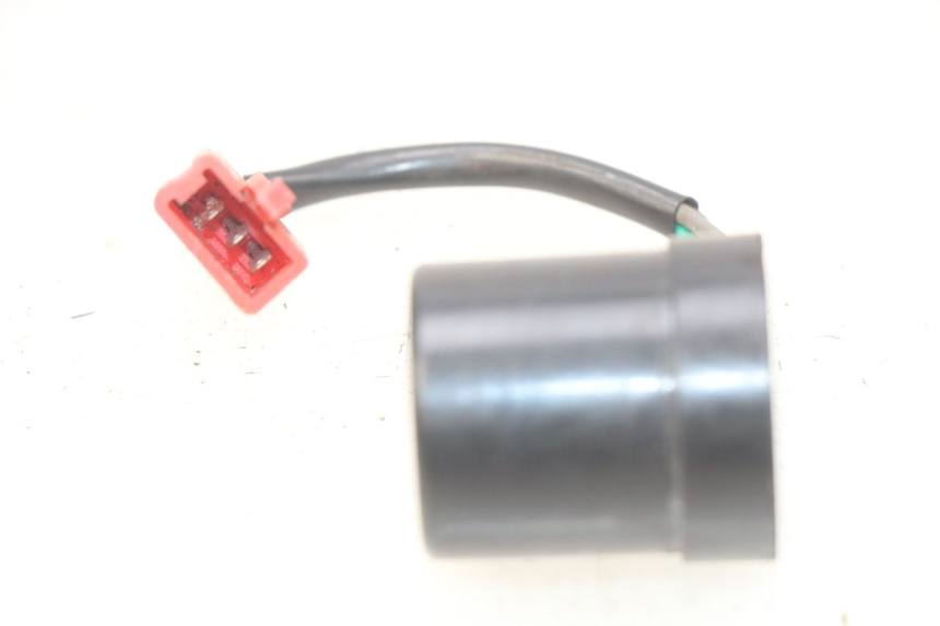 photo de KNIPPERLICHTRELAIS BAOTIAN BT 50 QT-12 50 (2007 - 2009) - Zoom op gebruiksstaat