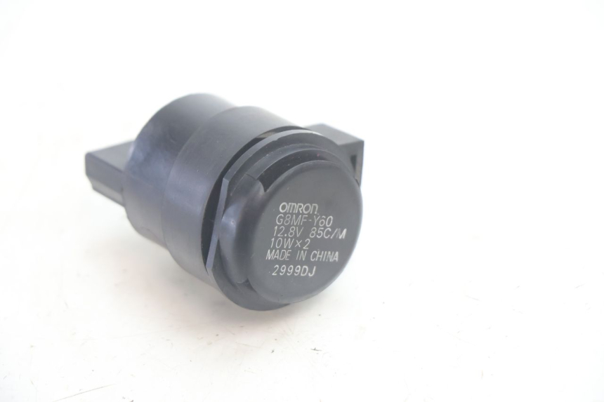 photo de KNIPPERLICHTRELAIS YAMAHA BW'S BWS 125 (2010 - 2013) - Detail van het onderdeel