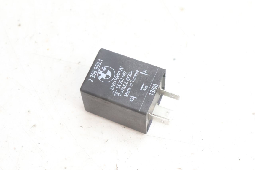 photo de KNIPPERLICHTRELAIS BMW C1 125 (2000 - 2003) - Hoofdaanzicht