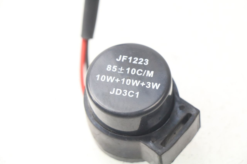 photo de KNIPPERLICHTRELAIS RIDE E1 1 (2014 - 2022) - Andere kijkhoek