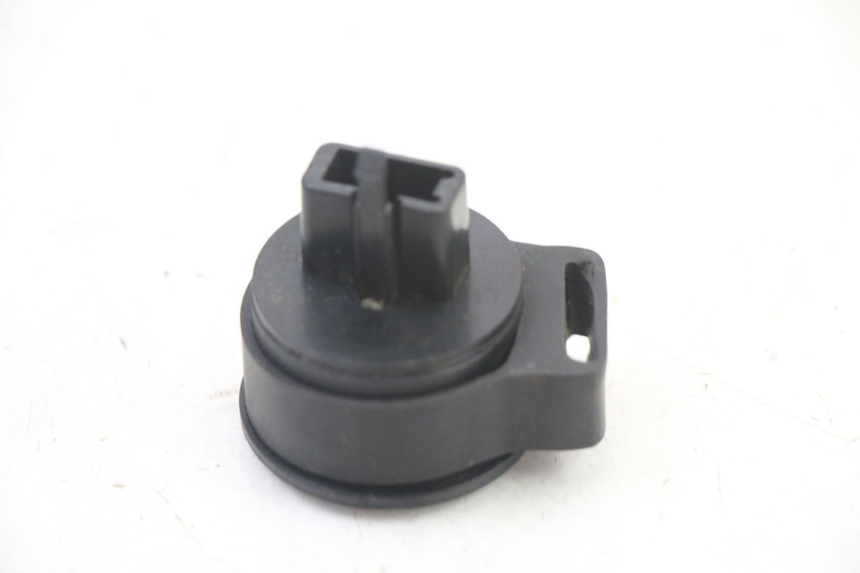 photo de KNIPPERLICHTRELAIS PEUGEOT ELYSEO 125 (1999 - 2004) - Zoom op gebruiksstaat