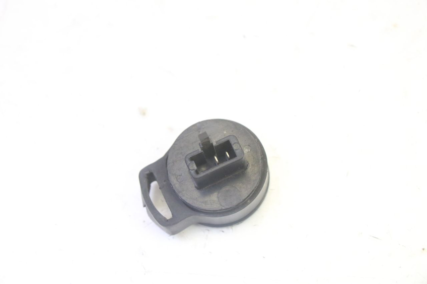 photo de RICHTINGAANWIJZERRELAIS PEUGEOT ELYSTAR 50 (2002 - 2014) - Zoom op gebruiksstaat