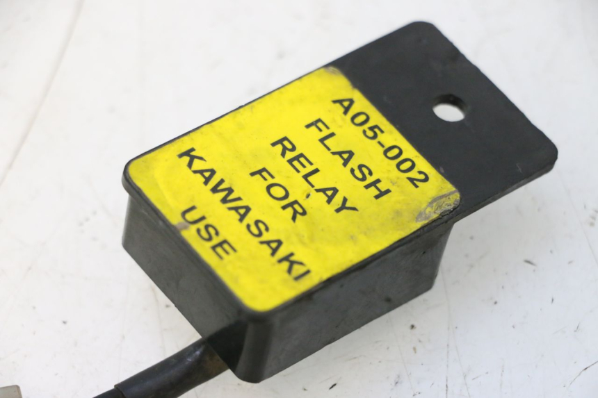 photo de KNIPPERLICHTCENTRALE KAWASAKI ER-6 ER6 N 650 (2005 - 2009) - Andere kijkhoek