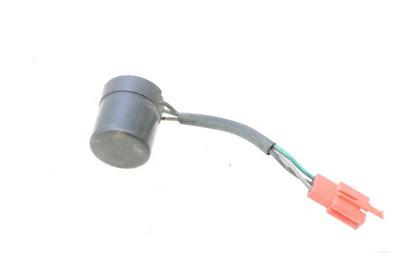 photo de KNIPPERLICHTRELAIS JM MOTORS EVOLIS 4T 50 (2018 - 2022) - Detail van het onderdeel