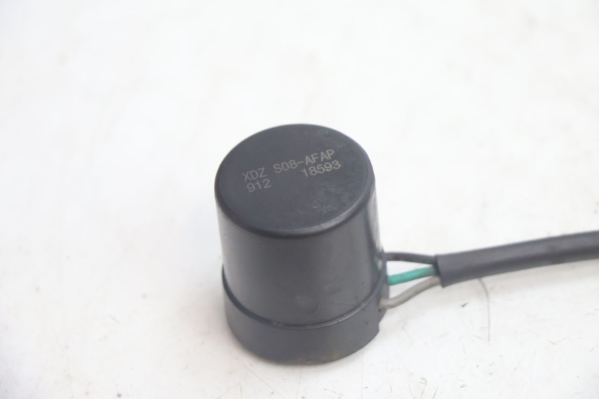 photo de KNIPPERLICHTRELAIS JM MOTORS EVOLIS 4T 50 (2018 - 2022) - Detail van het onderdeel