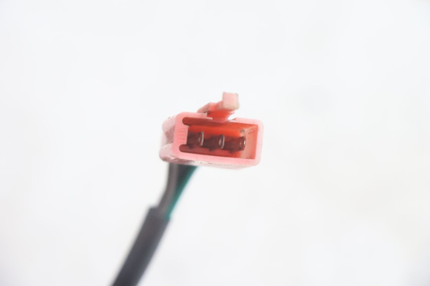 photo de KNIPPERLICHTRELAIS JM MOTORS EVOLIS 4T 50 (2018 - 2022) - Andere kijkhoek