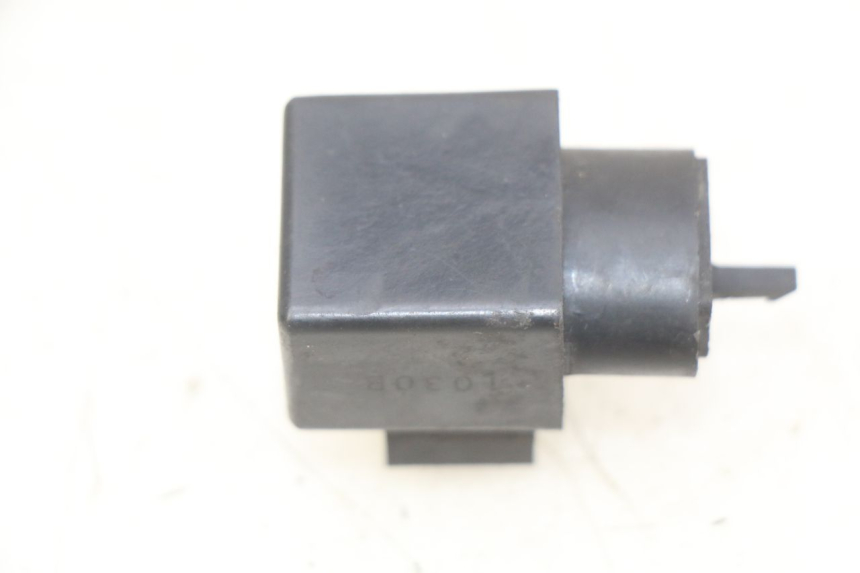 photo de KNIPPERLICHTRELAIS HONDA FJS SILVERWING SILVER WING 400 (2009 - 2016) - Hoofdaanzicht