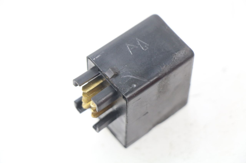 photo de KNIPPERLICHTRELAIS SUZUKI GSX-R GSXR K16 1000 (2012 - 2016) - Detail van het onderdeel