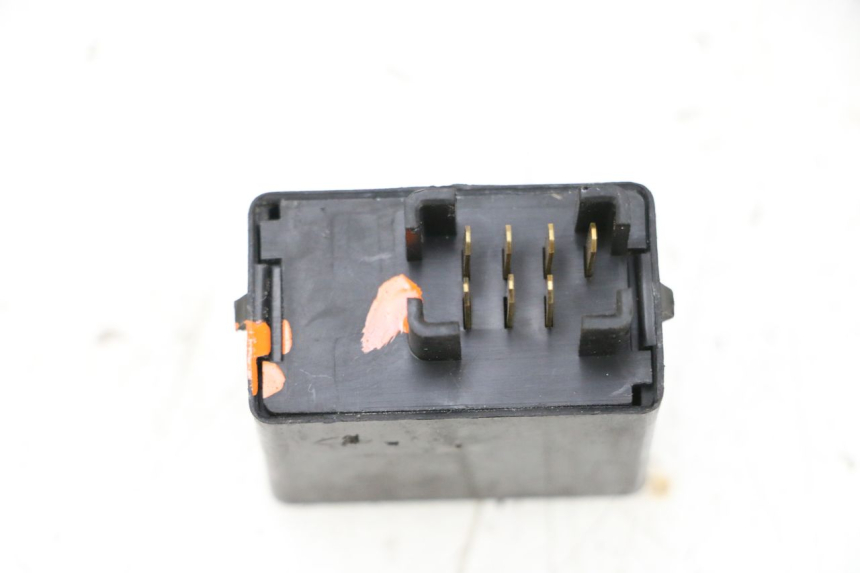 photo de KNIPPERLICHTRELAIS SUZUKI GSXR GSX-R 1000 (2003 - 2004) - Zoom op gebruiksstaat