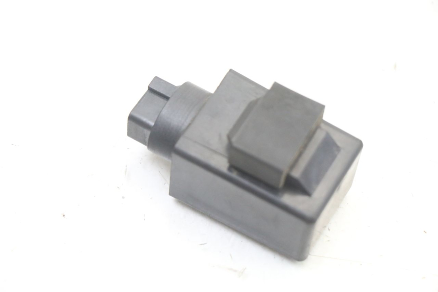 photo de KNIPPERLICHTRELAIS HONDA FES S-WING SWING ABS 125 (2007 - 2015) - Zoom op gebruiksstaat