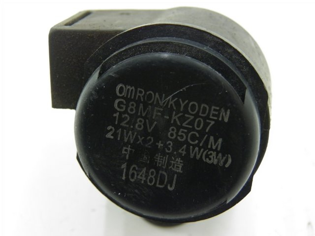 photo de KNIPPERLICHTRELAIS HONDA NHX LEAD 110 (2008 - 2010) - Detail van het onderdeel