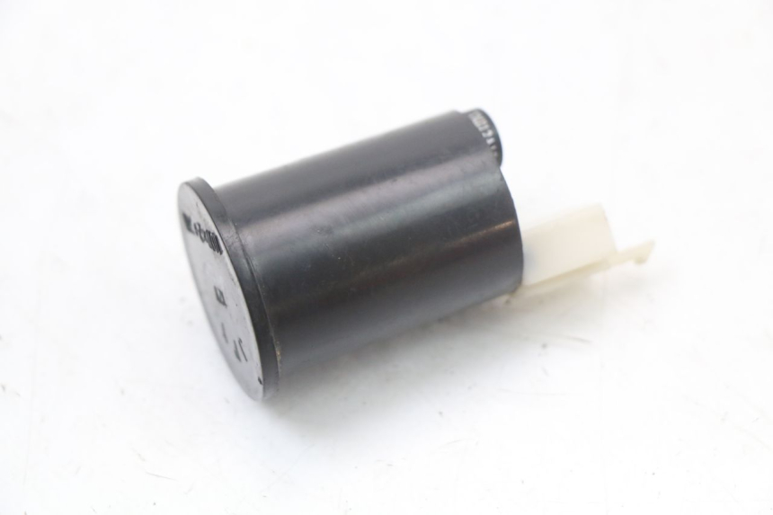 photo de KNIPPERLICHTRELAIS HYTRACK HY S 4X4 410 (2013 - 2016) - Technische close-up