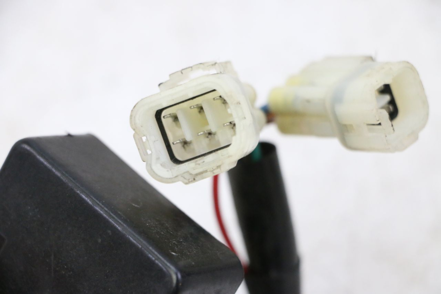 photo de KNIPPERLICHTRELAIS SYM JOYMAX 125 (2010 - 2017) - Detail van het onderdeel