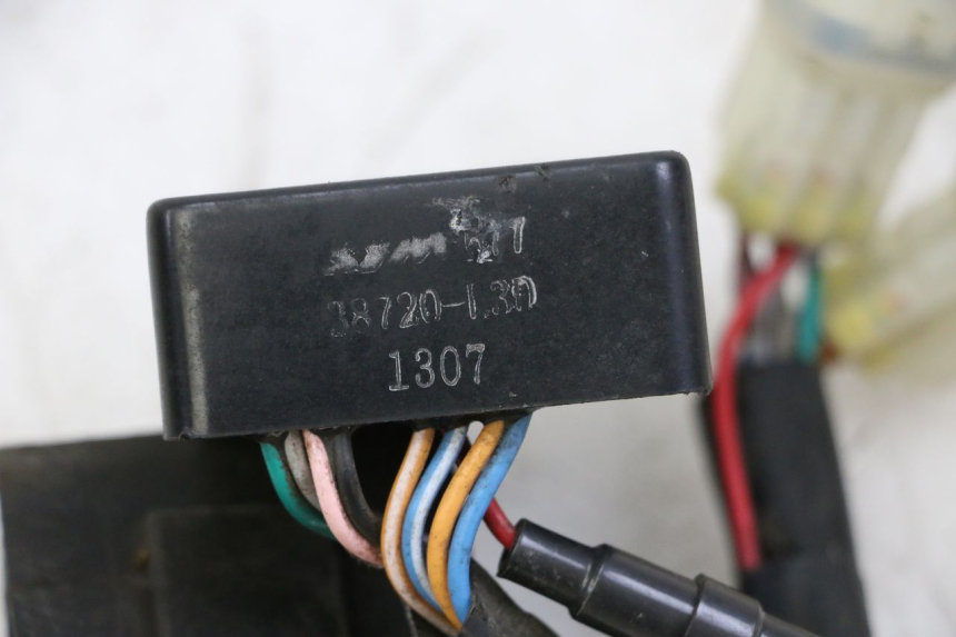 photo de KNIPPERLICHTRELAIS SYM JOYMAX 125 (2010 - 2017) - Andere kijkhoek